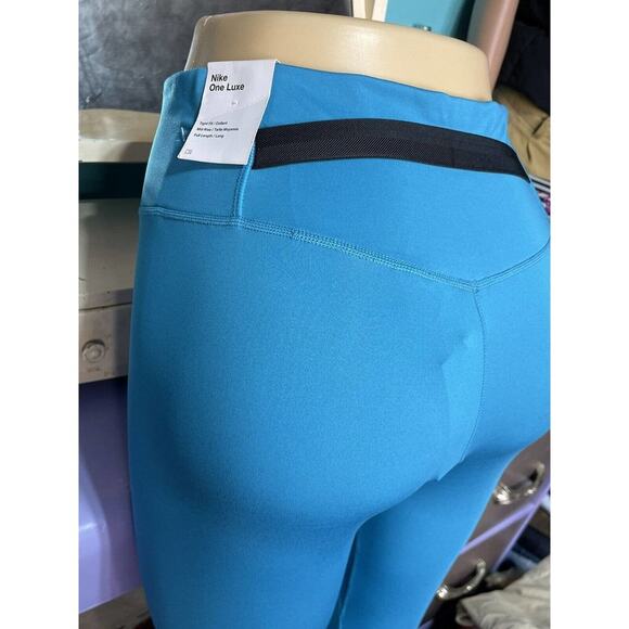 Nike One Luxe Leggings Womens Size Medium MSRP $100 - Picture 4 of 9